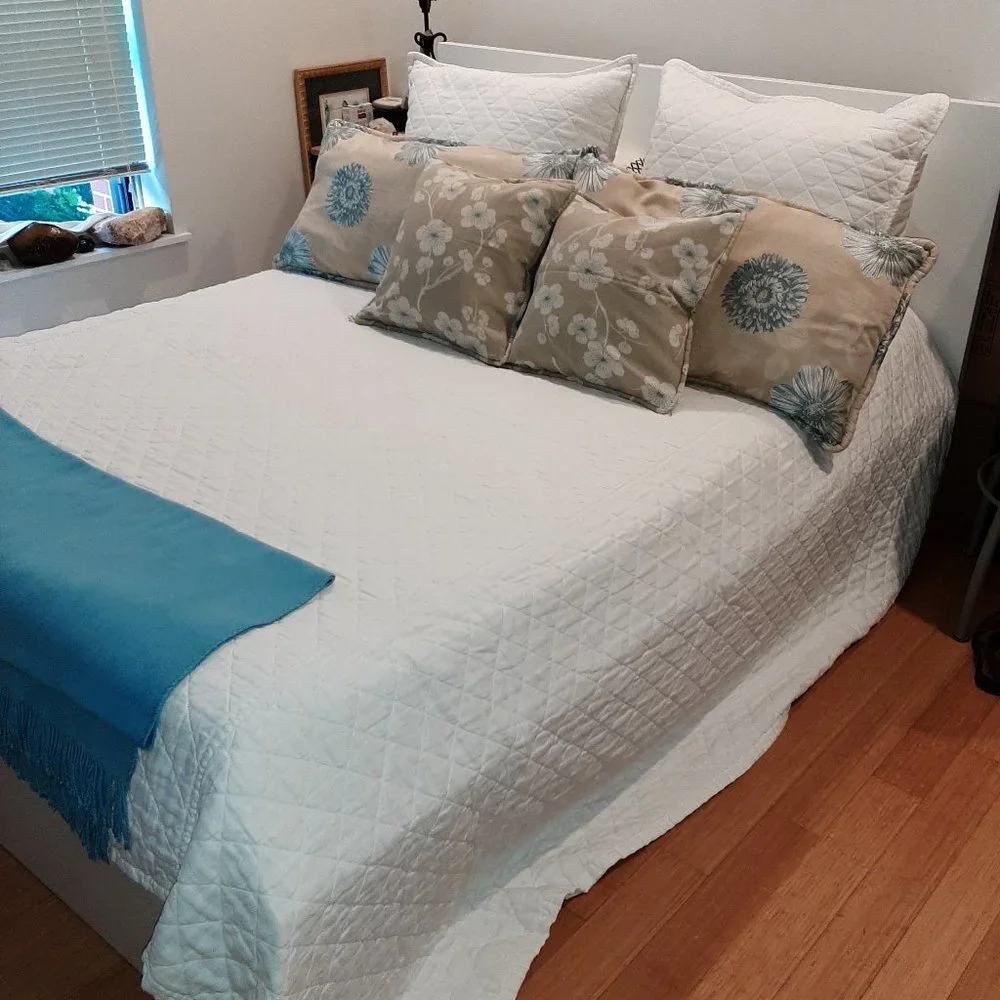 ANN GISH | Quilted Linen Pillow Sham